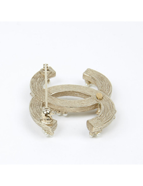 Broche CHANEL champagne perles nacrées