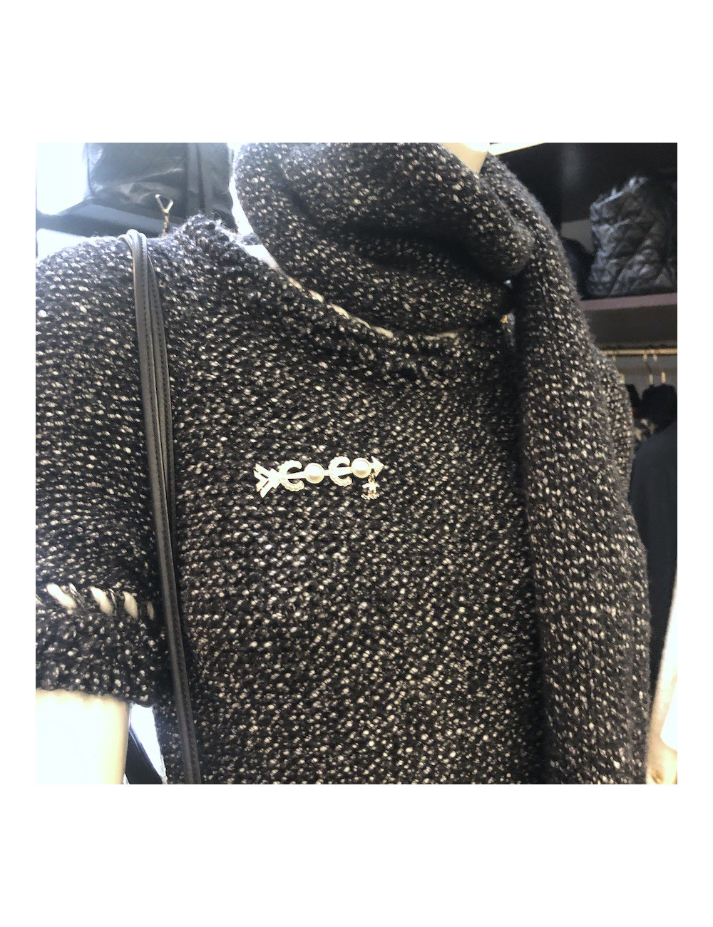 Broche CHANEL flèche COCO