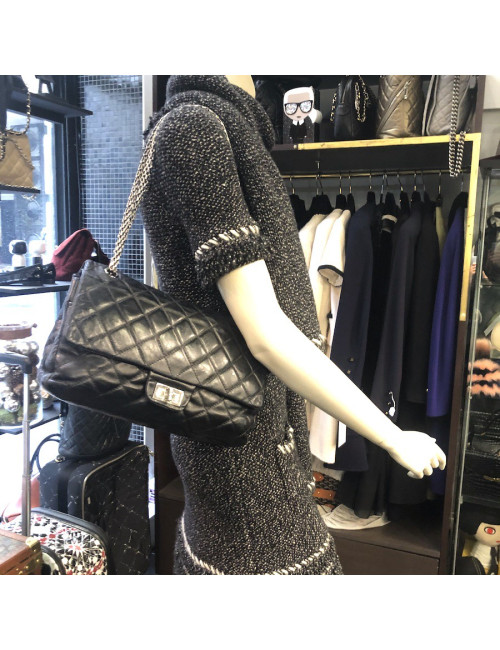 2.55 Chanel cuir vieilli noir