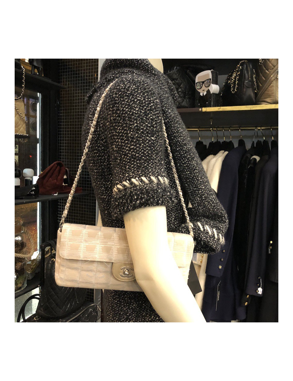 Sac à main CHANEL baguette 