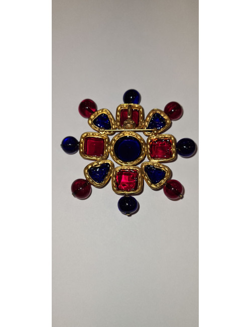 Broche vintage CHANEL couleur saphir et rubis