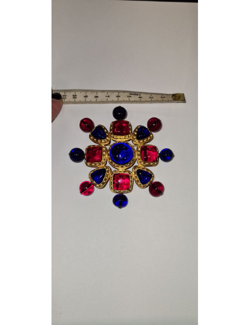 Broche vintage CHANEL couleur saphir et rubis