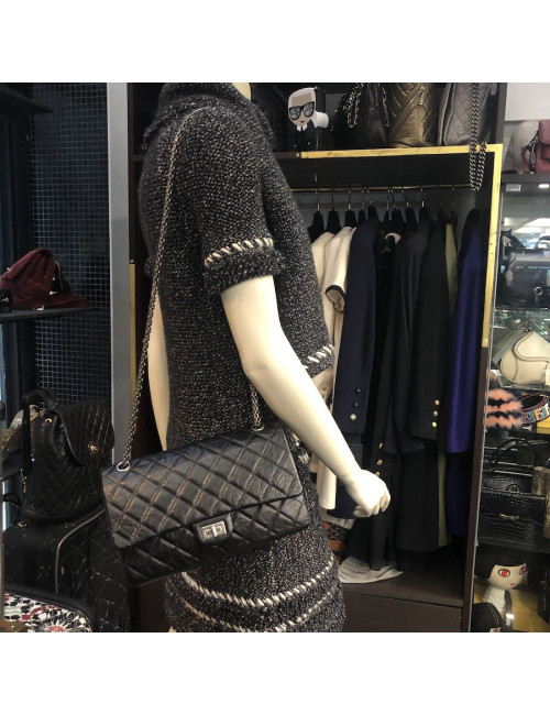 Sac Mademoiselle 2.55 CHANEL cuir froissé noir