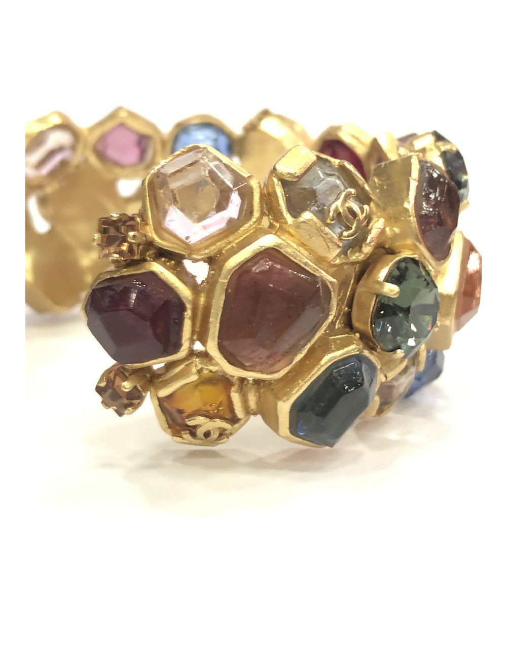 Manchette CHANEL cabochons 