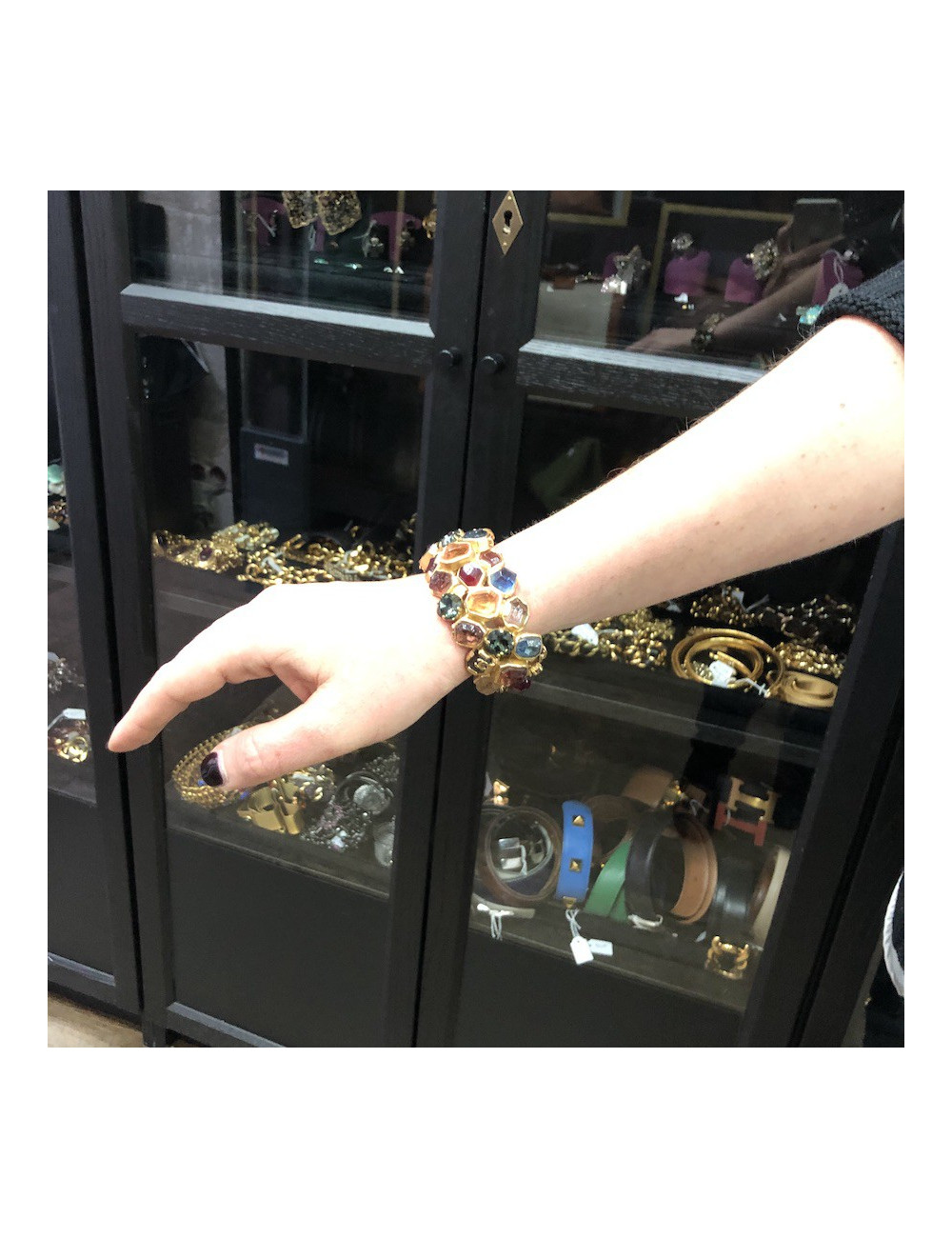 Manchette CHANEL cabochons 