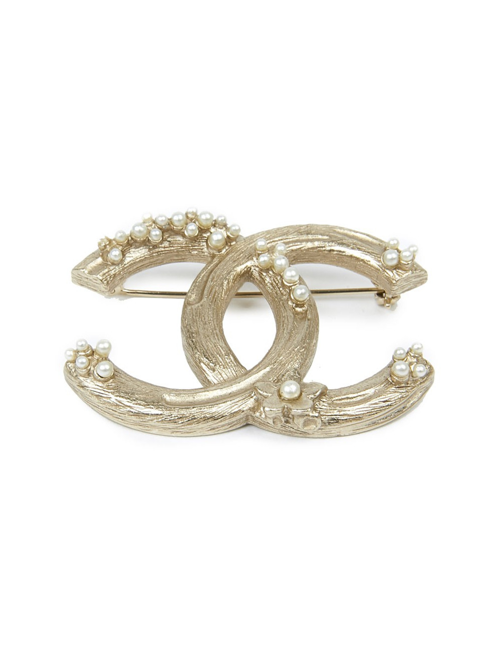Broche CHANEL CC métal or pâle et perles nacrées