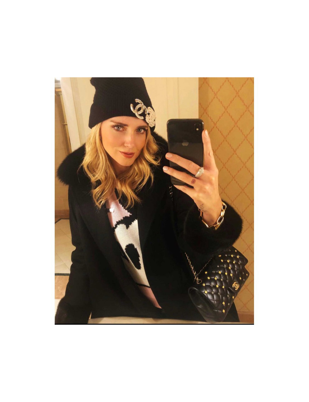 Broche strass CHANEL relief double CC