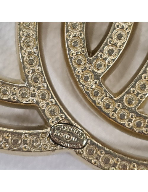 Broche CHANEL Double C strass et métal doré