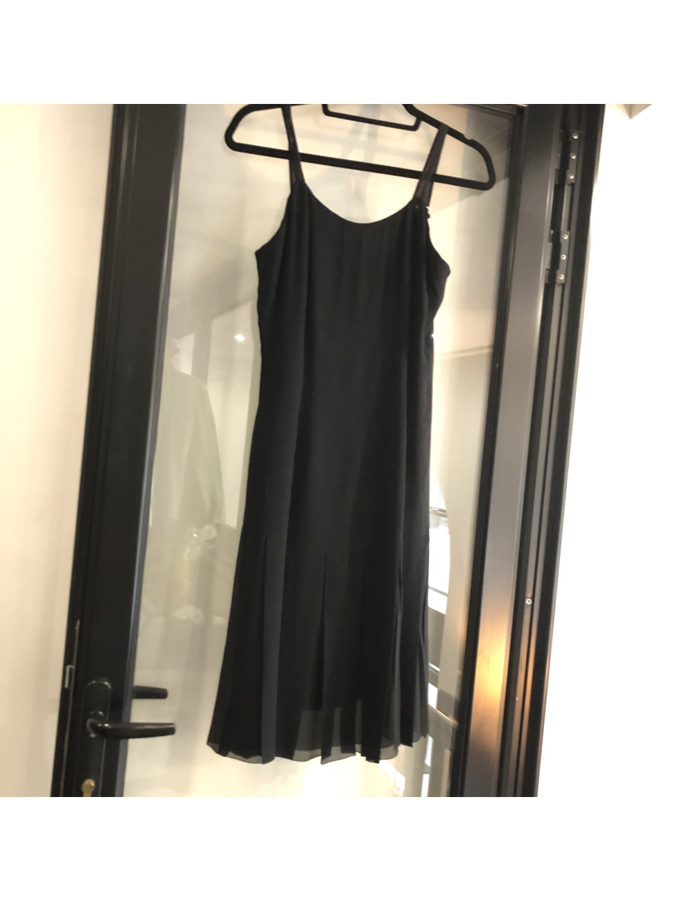 Robe à bretelle T 38 CHANEL soie noire
