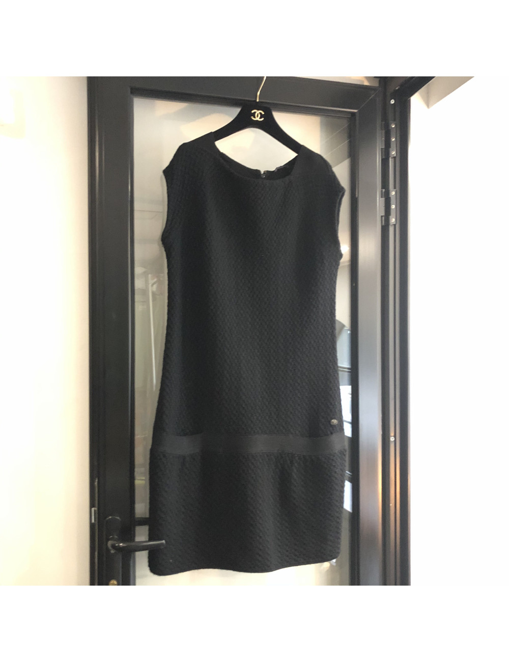 Robe CHANEL  laine noire et ruban 