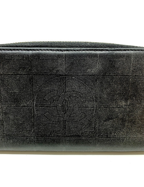 CHANEL Vintage Long Wallet in Black Leather