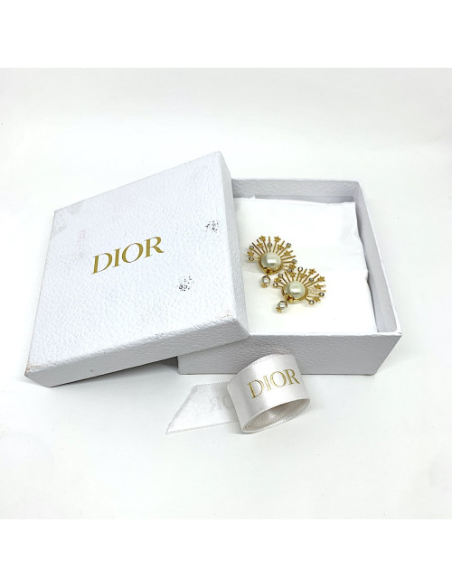 Boucles d'oreille clous DIOR étoile doré, perles et strass