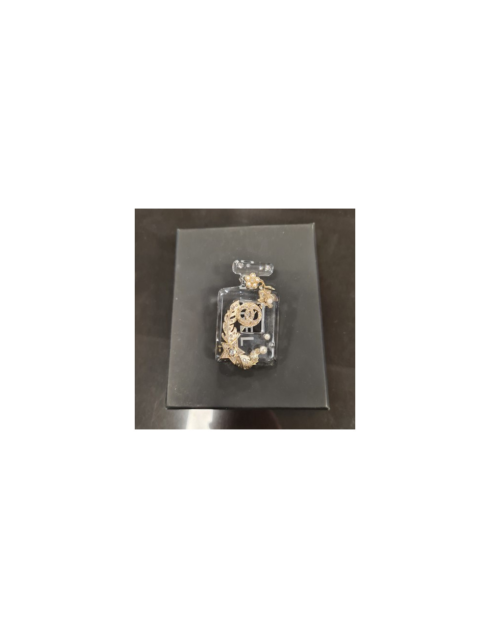Broche bouteille de parfum CHANEL 