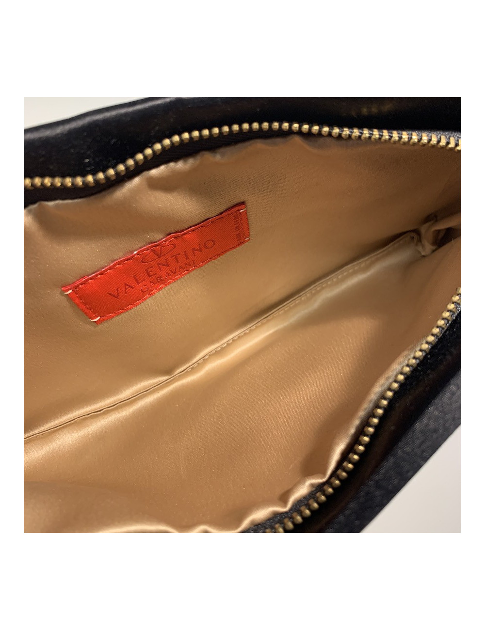 Pochette VALENTINO soie noire