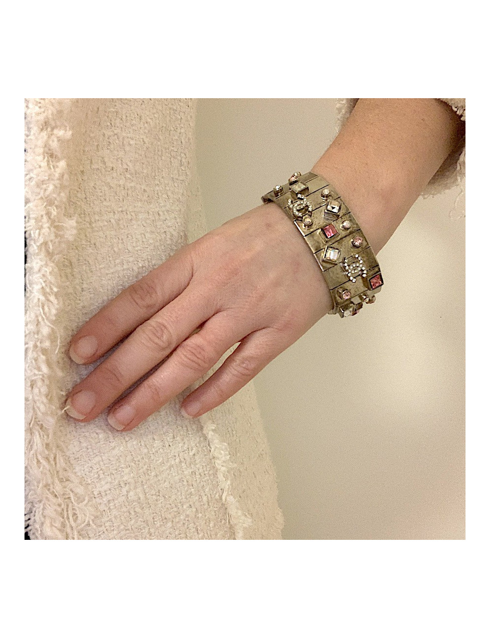 Bracelet CHANEL articulé avec strass