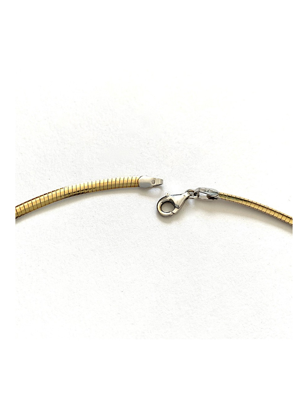 Collier plat en or blanc et or jaune