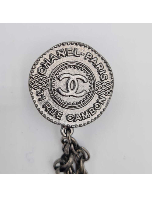 Boucle d'oreille CHANEL noire Paris - Dubai