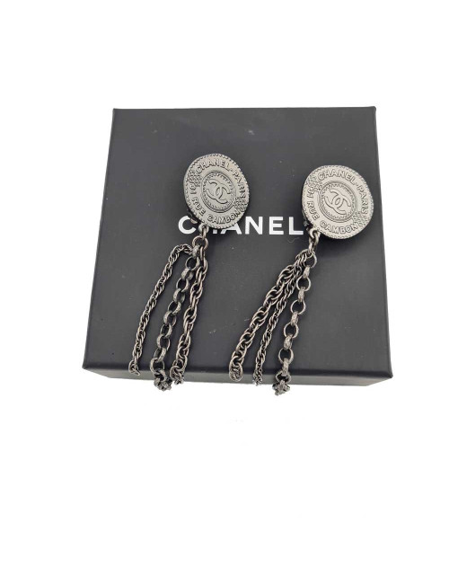 Boucle d'oreille CHANEL noire Paris - Dubai