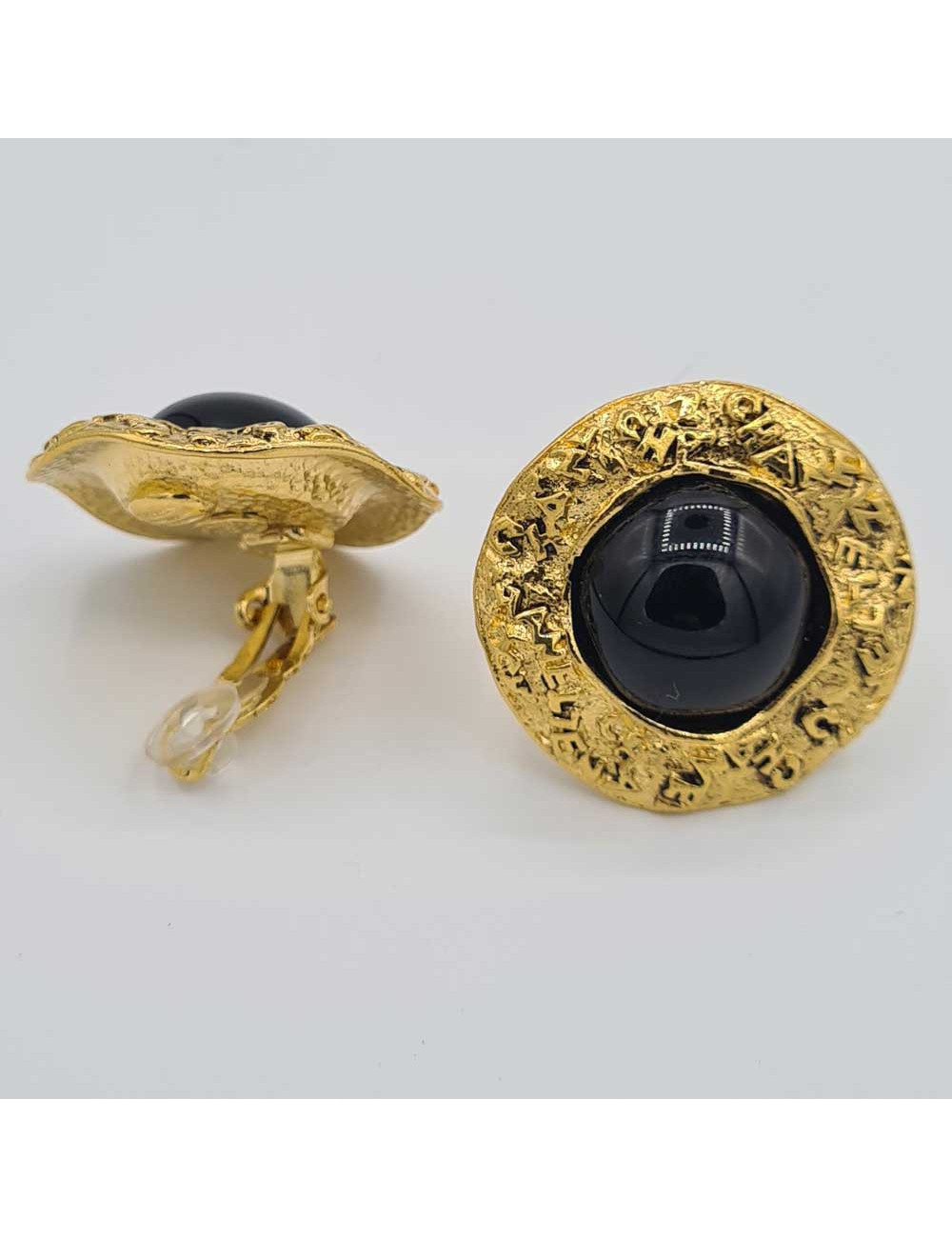 Clips CHANEL perles noires vintage