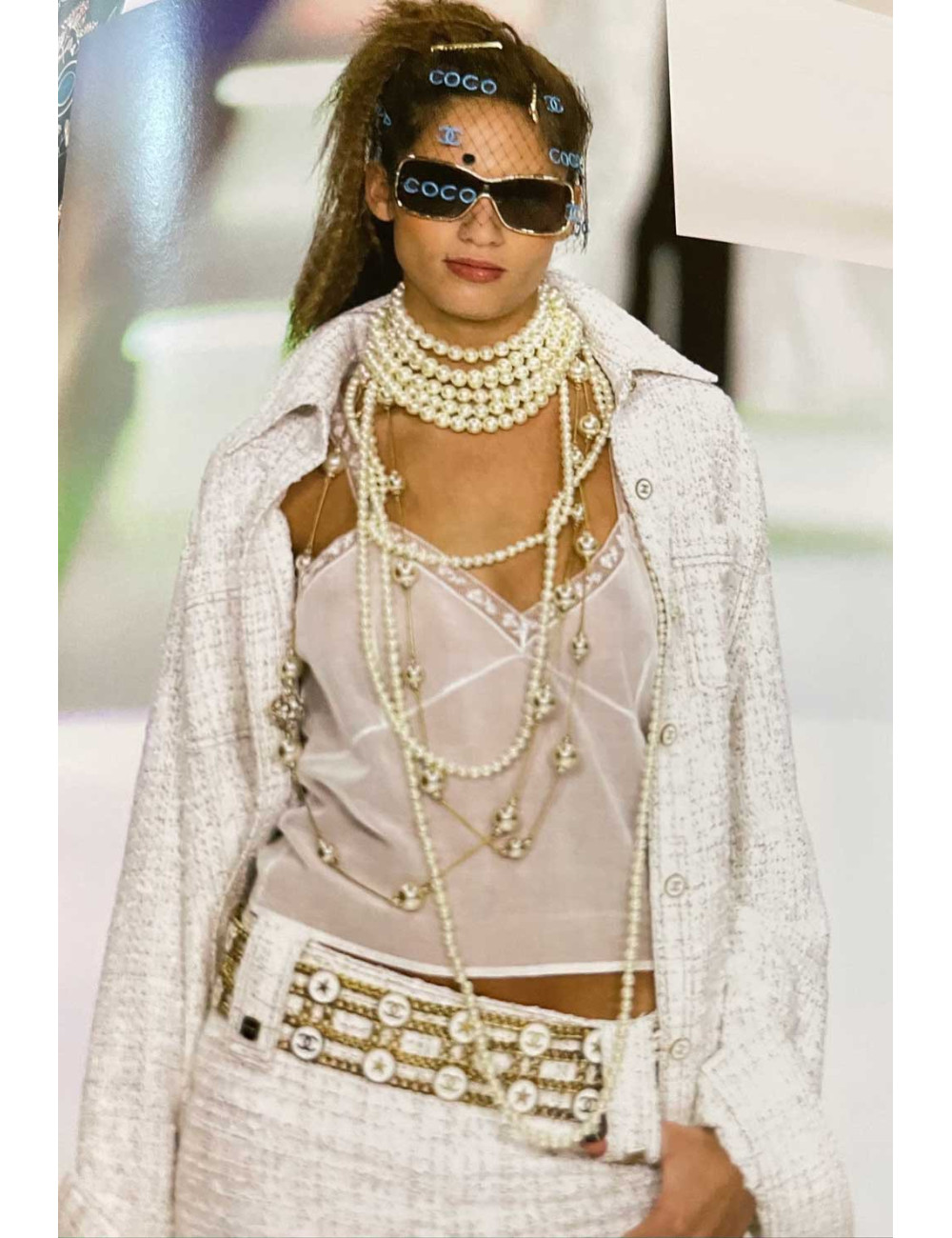 Ceinture CHANEL pièces CC et étoiles