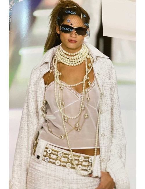 Ceinture CHANEL pièces CC et étoiles