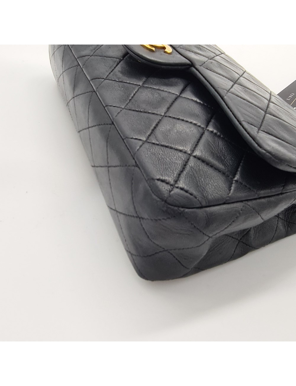 Timeless CHANEL noir crossbody