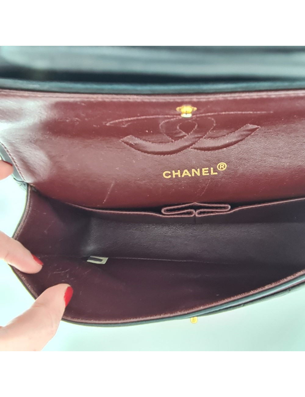 Timeless CHANEL noir crossbody