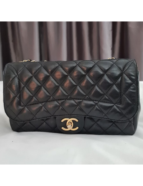 Sac CHANEL en cuir d'agneau noir