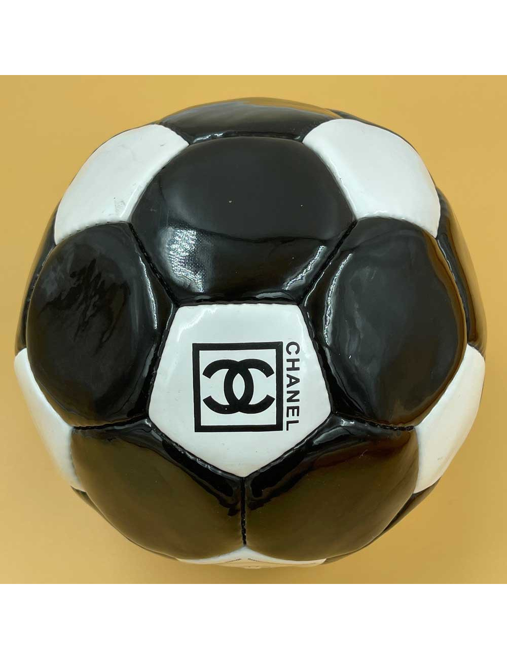 Mini sac CHANEL cuir matelassé noir