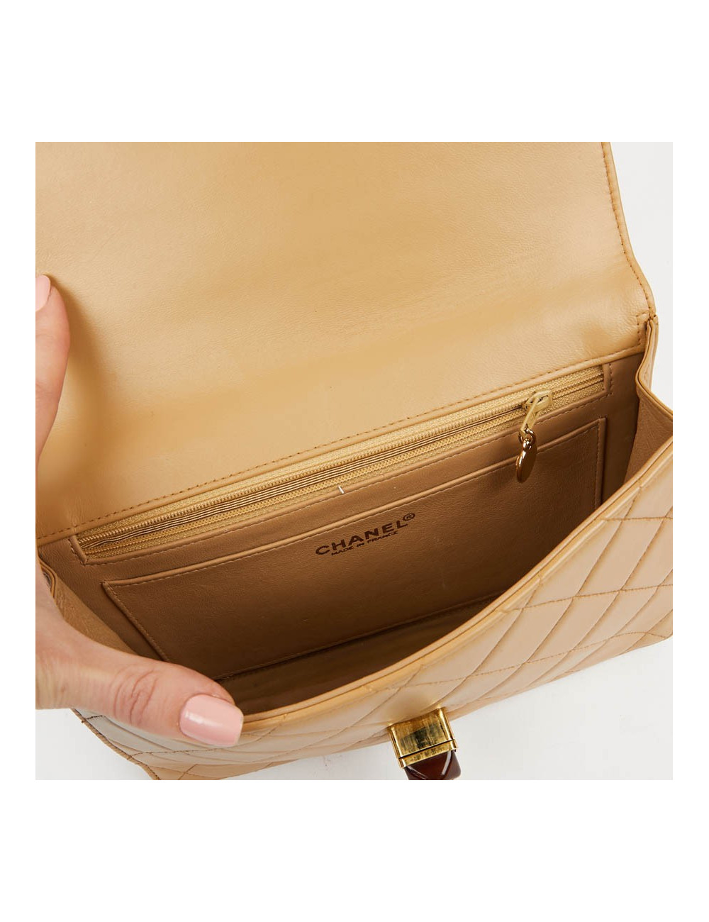  Pochette Vintage CHANEL cuir beige