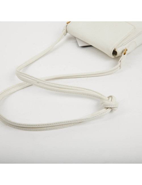 CHANEL Vintage Clutch bag in Grained White Leather