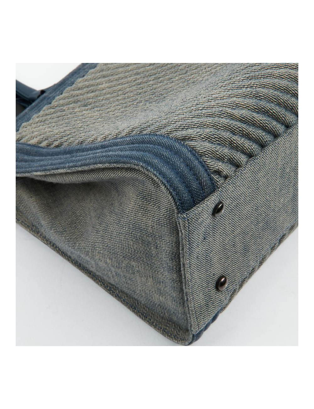 Cabas CHANEL en toile denin bleu