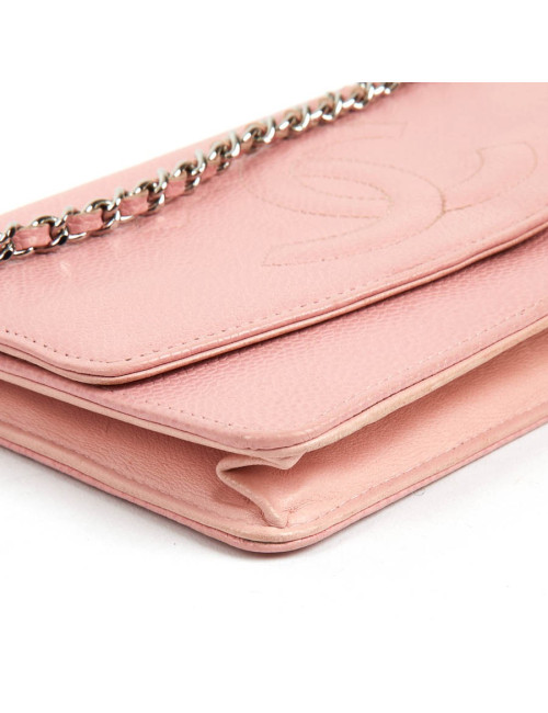 CHANEL Wallet on Chain in Grained Pink Leather