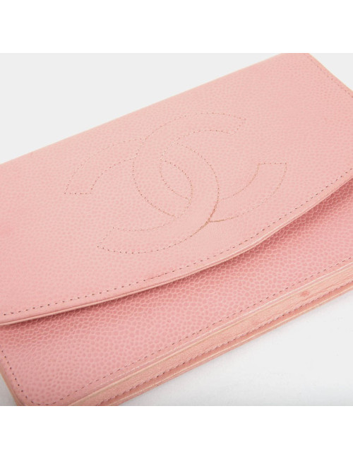 CHANEL Wallet on Chain in Grained Pink Leather
