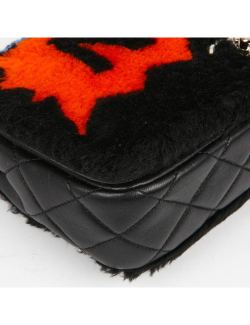 Sac CHANEL Pop Art noir et graffiti