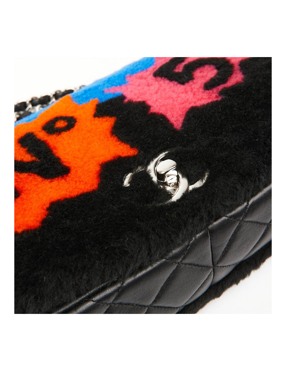 Sac CHANEL Pop Art noir et graffiti