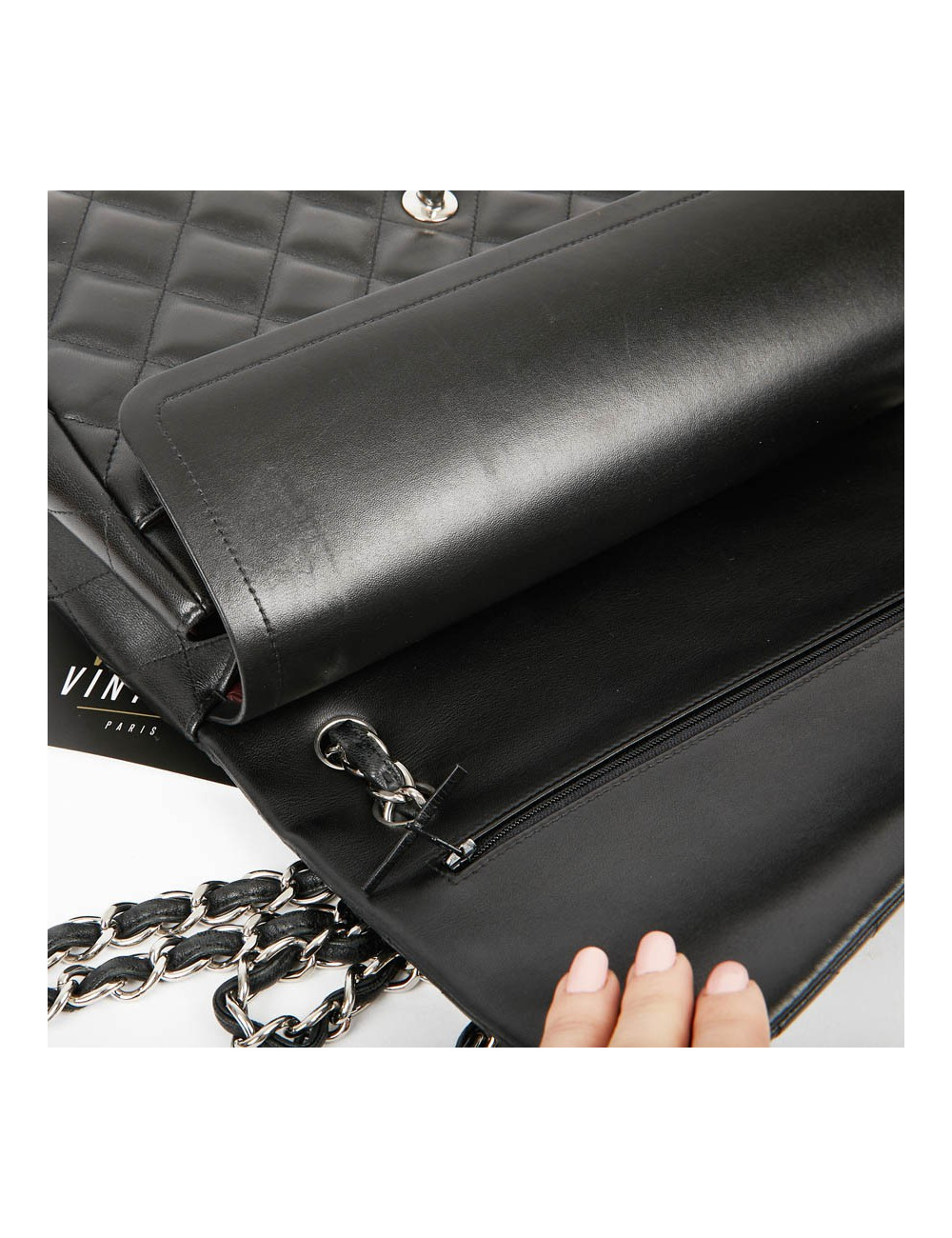 Grand sac classique CHANEL cuir d'agneau bijouterie argent