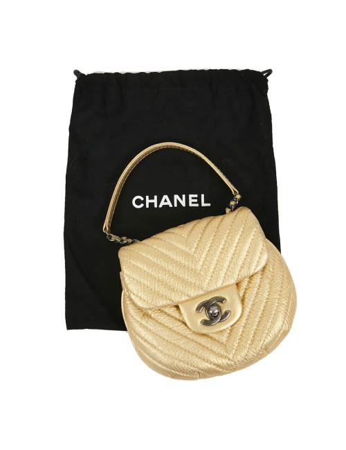 Sac CHANEL en cuir jaune forme coquillage
