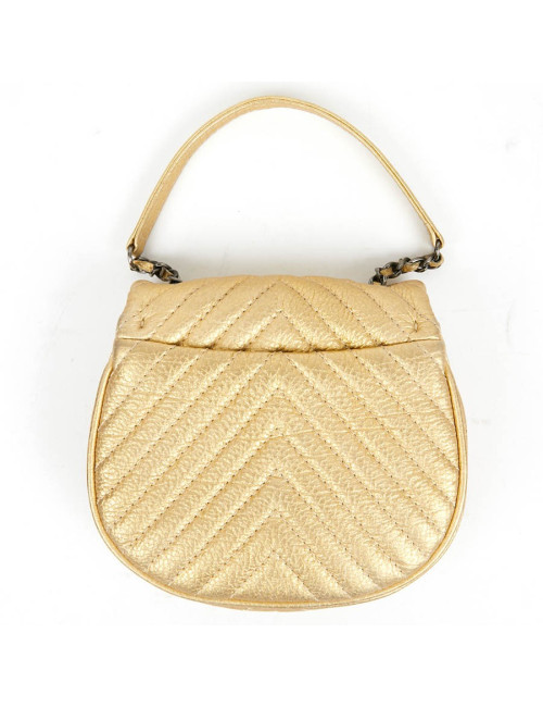 Sac CHANEL en cuir jaune forme coquillage