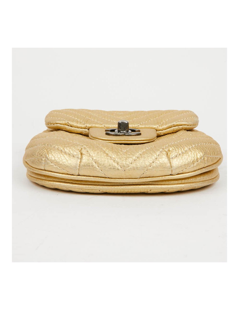 Sac CHANEL en cuir jaune forme coquillage