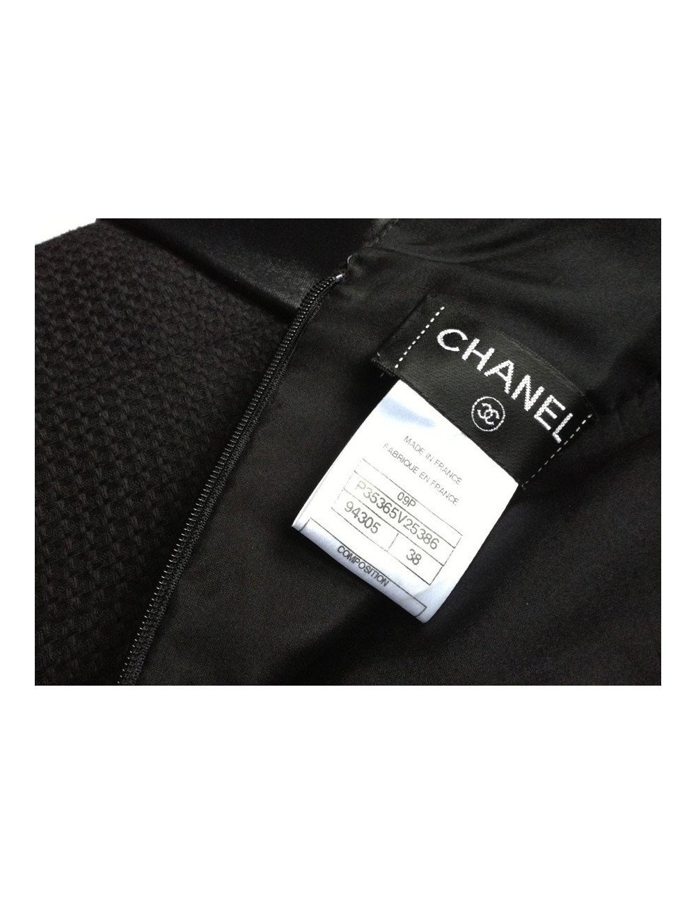 Robe noire CHANEL