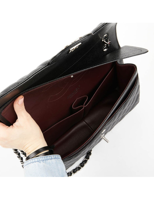 Sac Jumbo CHANEL en cuir grainé noir