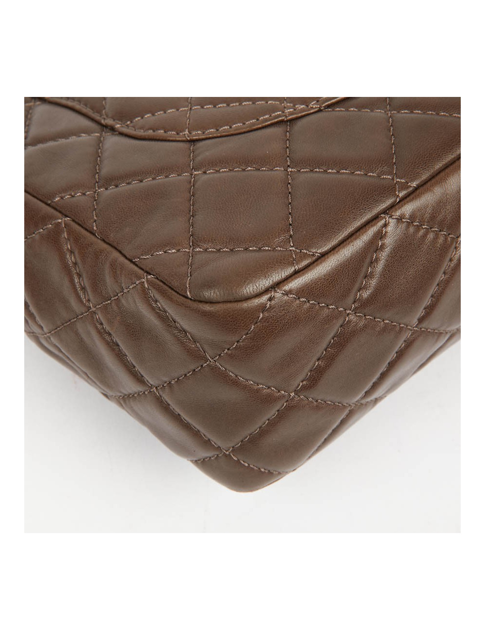 Grand sac CHANEL en cuir d'agneau lisse marron