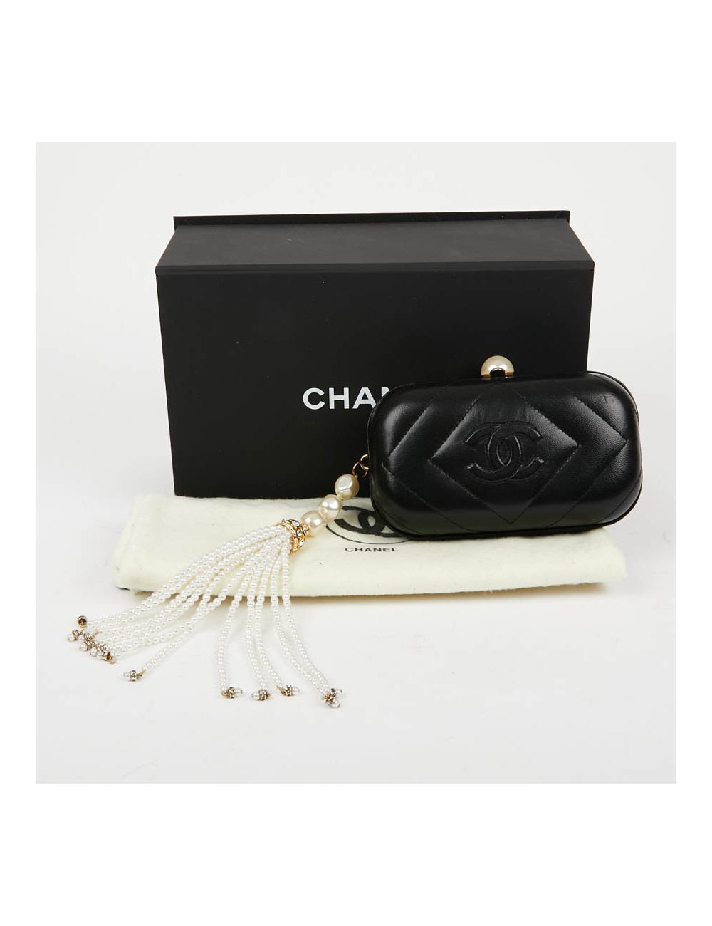 Clutch CHANEL Vintage cuir et perles nacrées