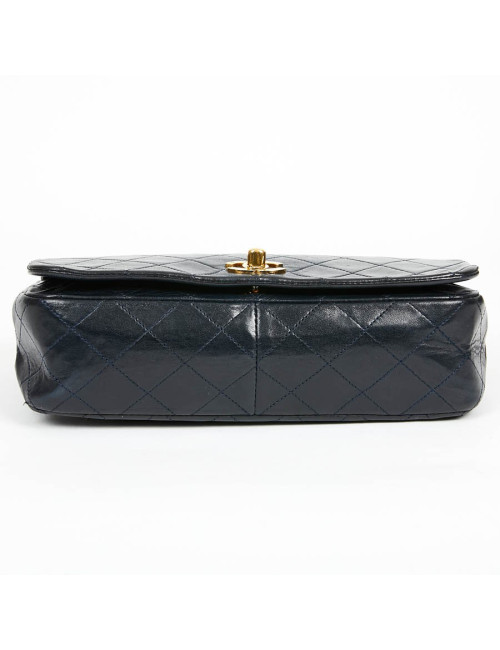 Sac CHANEL vintage bleu marine en cuir d'agneau