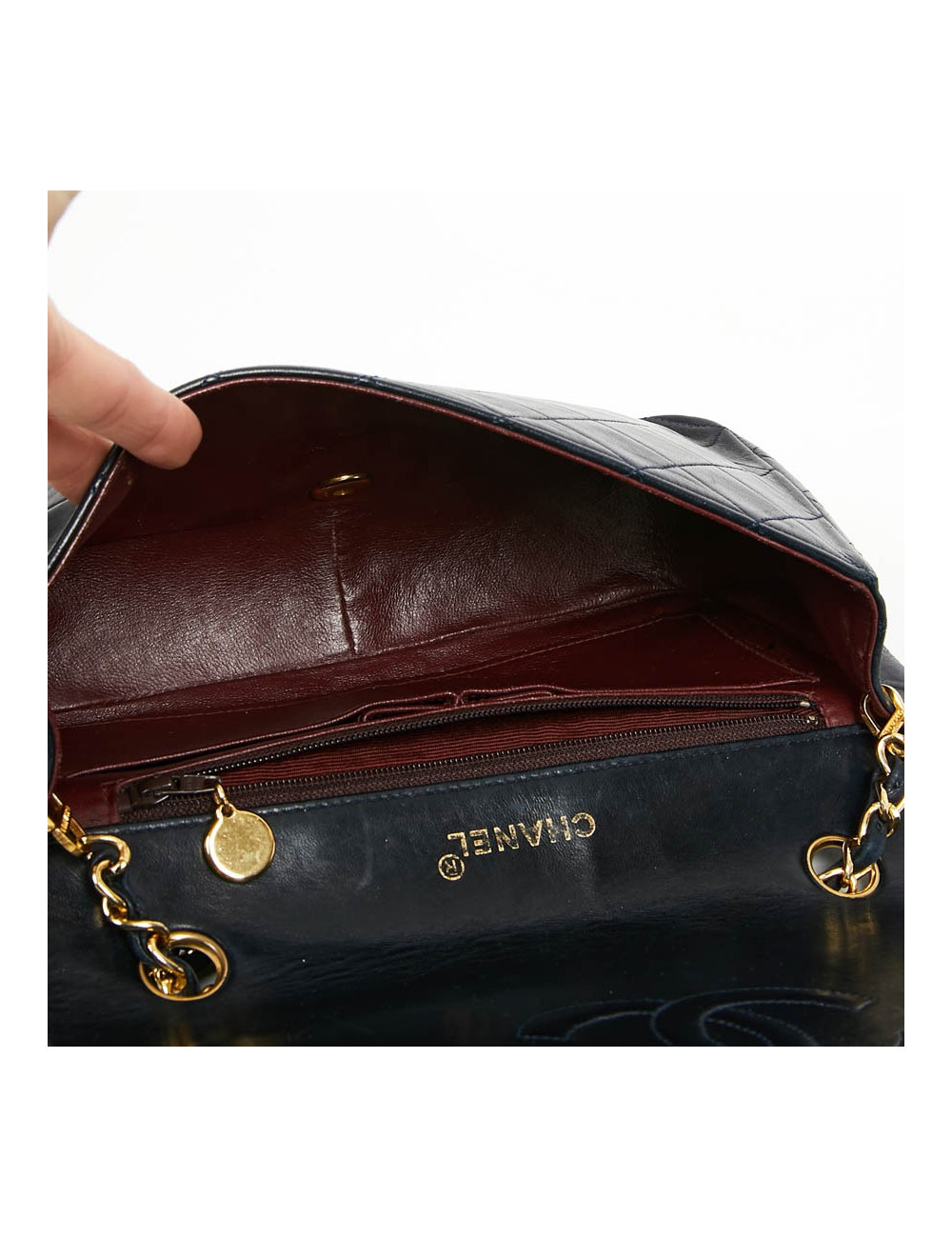 CHANEL Vintage Navy Blue Lambskin Bag - Second hand bag certified