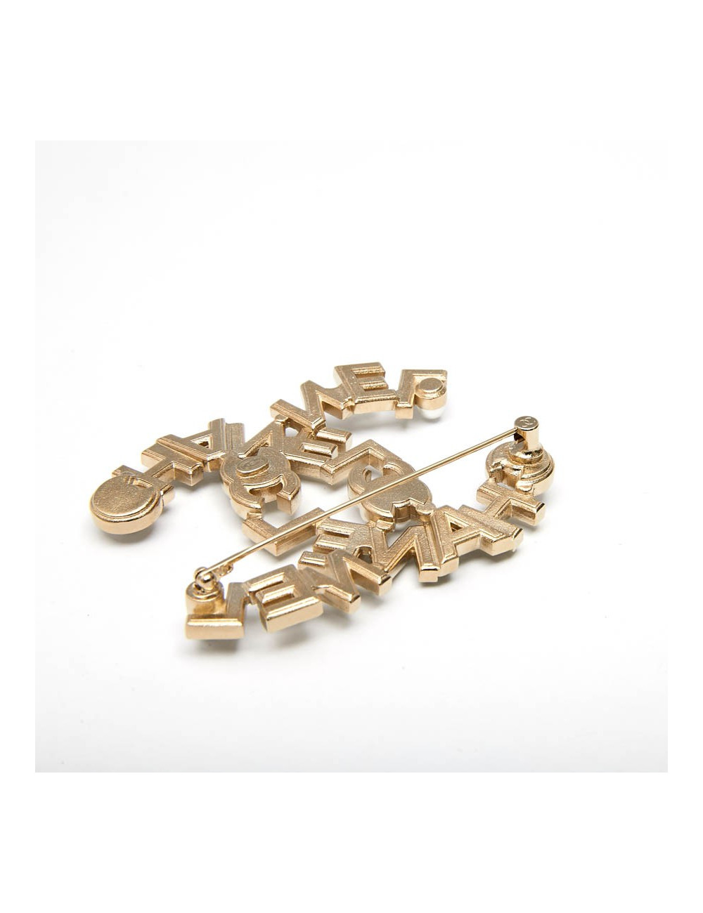 CHANEL Large CC Brooch in Gilt Metal, Pearls and Rhinestones