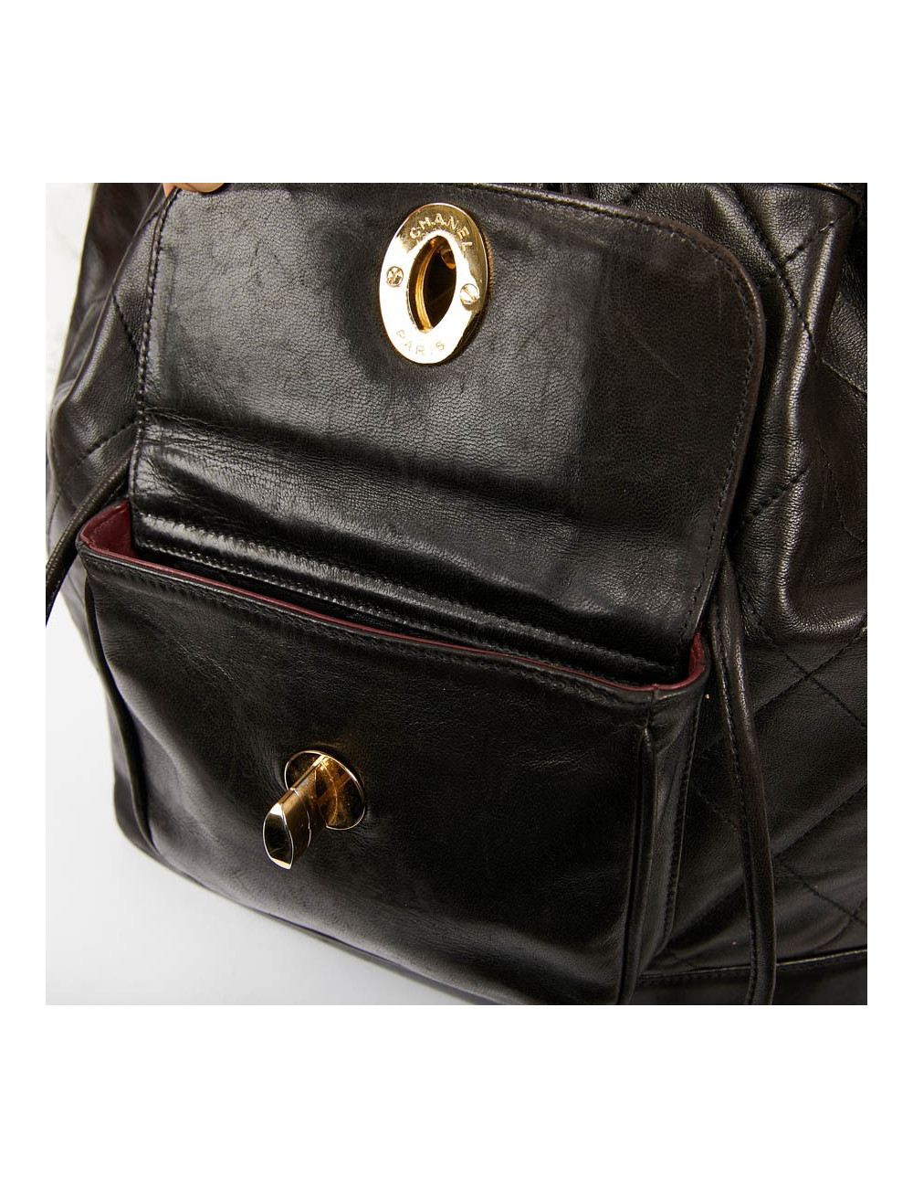 Sac à dos CHANEL vintage cuir noir