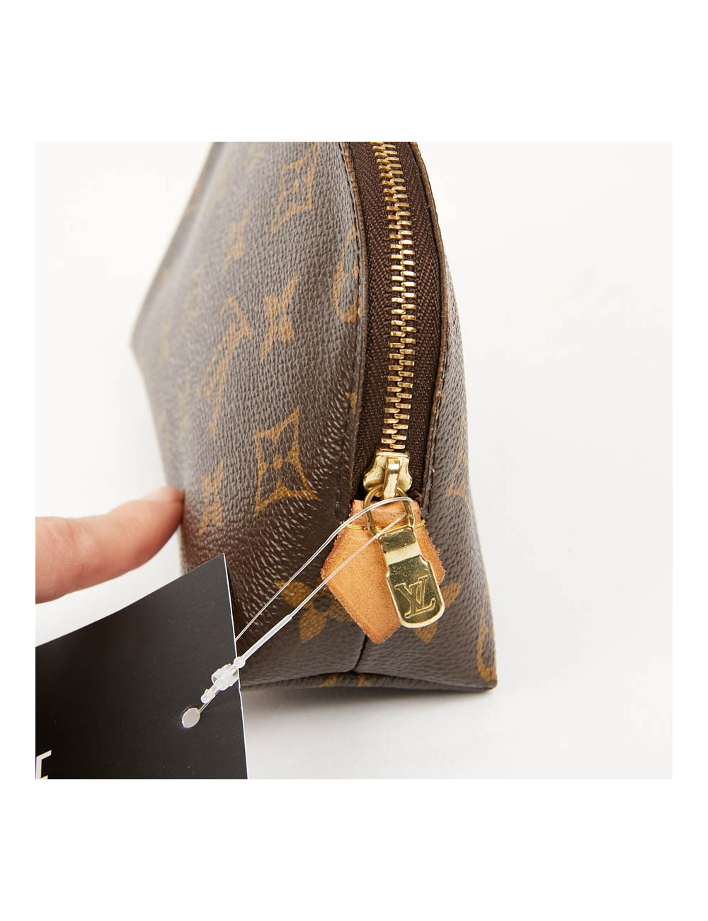 Trousse cosmétique LOUIS VUITTON en toile enduite Monogram