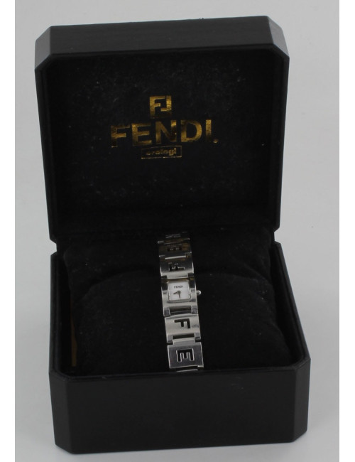 Montre FENDI femme en acier 